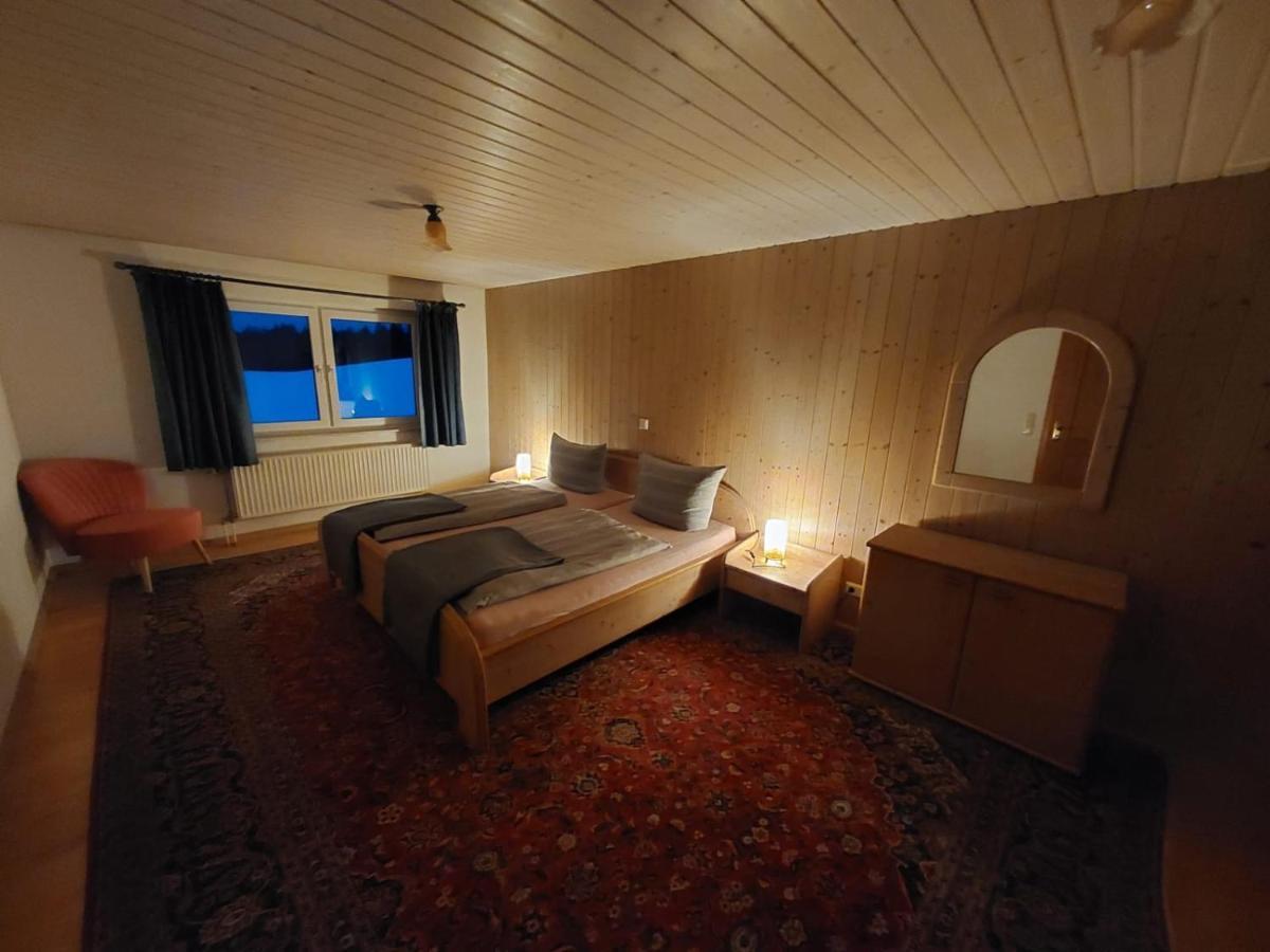 Allgaeu Bergblick ลอยท์เคียร์ช อิม อัลล์กอย ภายนอก รูปภาพ